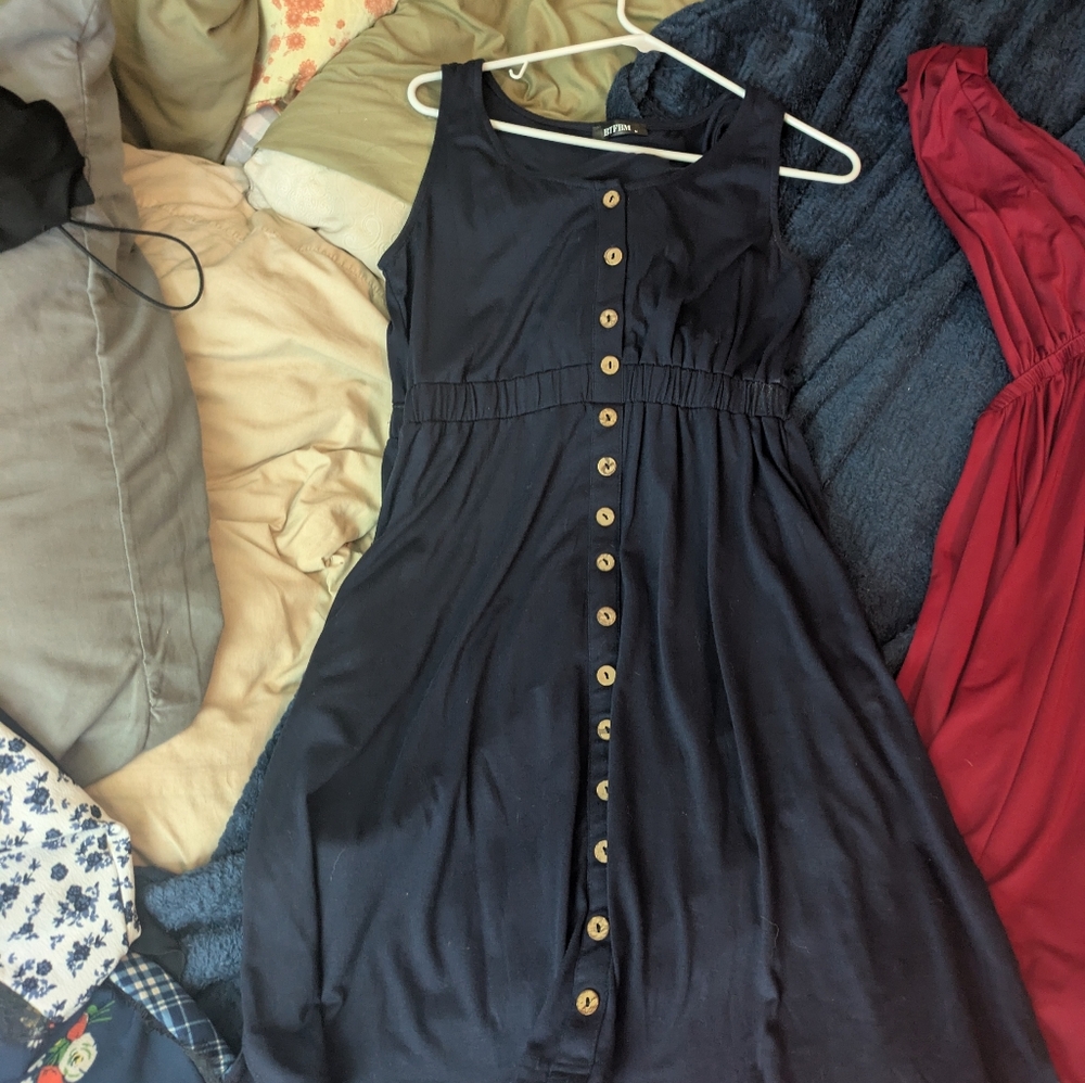 Basic blue button down w pockets